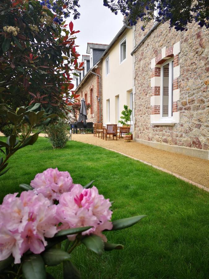 Gîtes Le Clos de La Baie Paimpol Exterior foto