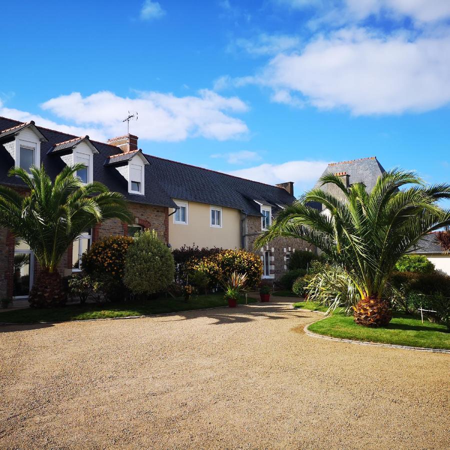 Gîtes Le Clos de La Baie Paimpol Exterior foto